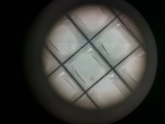 شراء 10x10mm 5x5mm SiC الركيزة المقاومة 0.015-0.028ohm.Cm أو> 1E7ohm.Cm Sic Chips التصنيع عبر الإنترنت