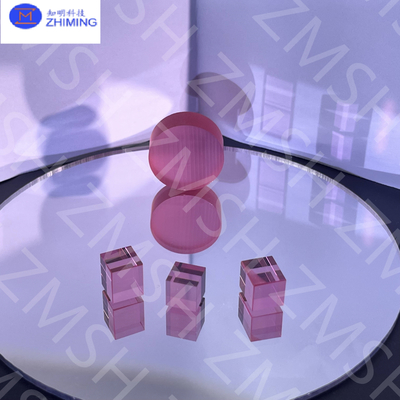 شراء الزعفران الزهري الاصطناعي Al2O3 المواد الخام صناعة المجوهرات صلابة عالية صلابة موخ 9 معالجة معقدة التصنيع عبر الإنترنت