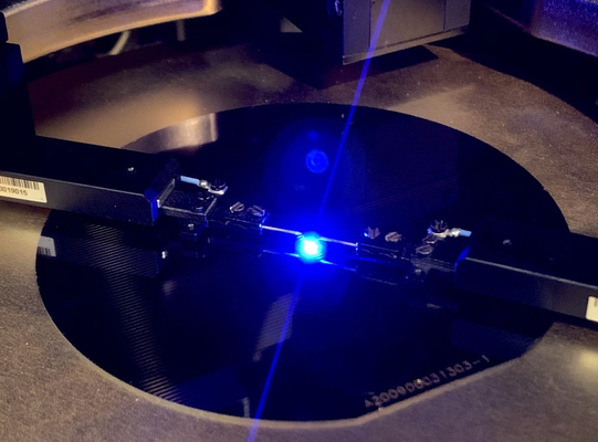 شراء 8INCH 12INCH 6INCH GaN-On-Si EPI-WAFERS لتطبيق Power RF LED التصنيع عبر الإنترنت